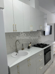 公寓 1-комн 34.7 m² - 尼科·皮罗斯马尼, Batumi
