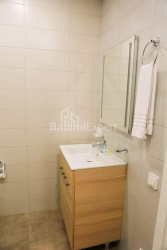 公寓 1-комн 33.7 m² - 鲁斯塔韦利, Batumi