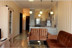 公寓 3-комн 70 m² - 尼科·皮罗斯马尼, Batumi