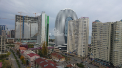 公寓 69.9 平方米的公寓 - 尼科·皮罗斯马尼, Batumi, 佐治亚州。