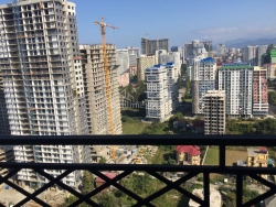 公寓 1-комн 39.4 m² - 治安官 Khimshiashvili, Batumi