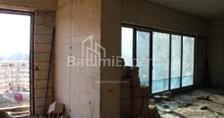 公寓 88.35 平方米的公寓 - 莱赫和玛丽亚·卡钦斯基, Batumi, 佐治亚州。