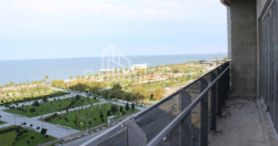 公寓 75.57 平方米的公寓 - 莱赫和玛丽亚·卡钦斯基, Batumi, 佐治亚州。