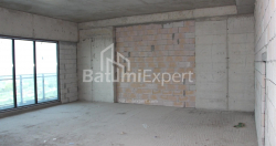 公寓 1-комн 75.6 m² - 莱赫和玛丽亚·卡钦斯基, Batumi