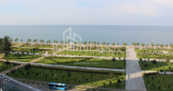 公寓 172.49 平方米的公寓 - 莱赫和玛丽亚·卡钦斯基, Batumi, 佐治亚州。