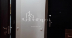 公寓 85 平方米的公寓 - 塞利玛·希姆希亚什维利, Batumi, 佐治亚州。
