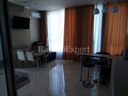 公寓 50.5 平方米的公寓 - 尼科·皮罗斯马尼, 巴统, 佐治亚州。