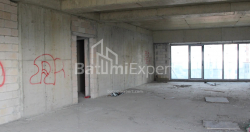公寓 2-комн 172.7 m² - 莱赫和玛丽亚·卡钦斯基, Batumi