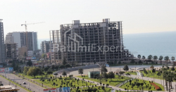 公寓 75.75 平方米的公寓 - 莱赫和玛丽亚·卡钦斯基, Batumi, 佐治亚州。