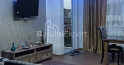 公寓 3-комн 78 m² - 塞利玛·希姆希亚什维利, Batumi