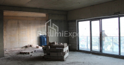 公寓 2-комн 89.2 m² - 莱赫和玛丽亚·卡钦斯基, Batumi