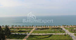 公寓 75.75 平方米的公寓 - 莱赫和玛丽亚·卡钦斯基, Batumi, 佐治亚州。