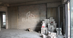 公寓 63.35 平方米的公寓 - 莱赫和玛丽亚·卡钦斯基, Batumi, 佐治亚州。